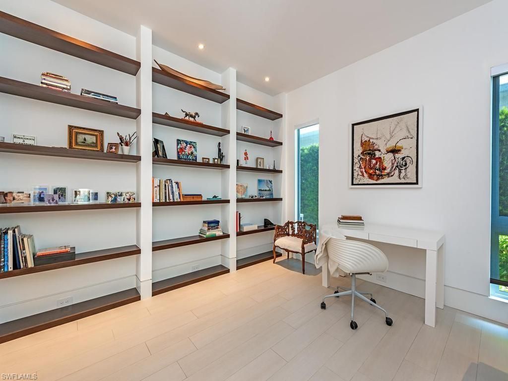 1218 14th Ave N, Naples, FL 34102 Photo