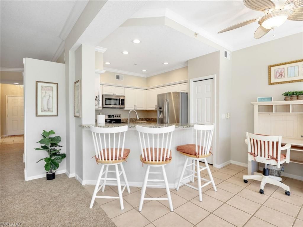 2130 Aberdeen Ln, Unit 9-102, Naples, FL 34109 Photo
