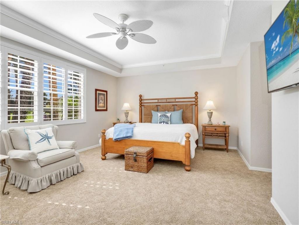2130 Aberdeen Ln, Unit 9-102, Naples, FL 34109 Photo