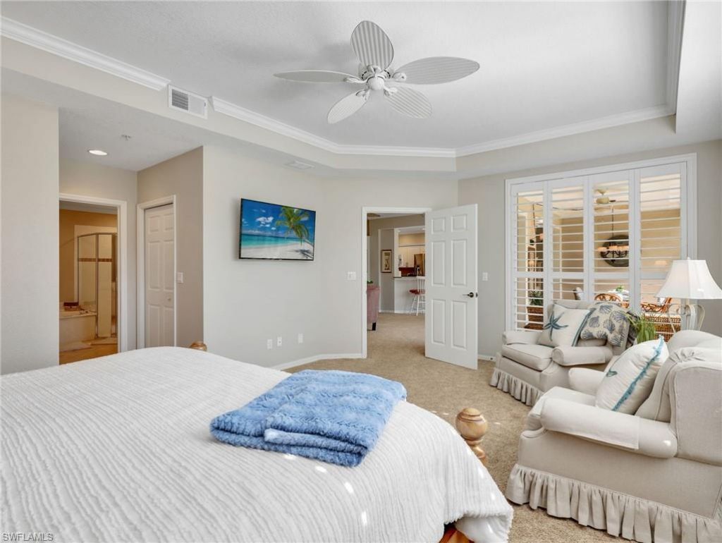 2130 Aberdeen Ln, Unit 9-102, Naples, FL 34109 Photo