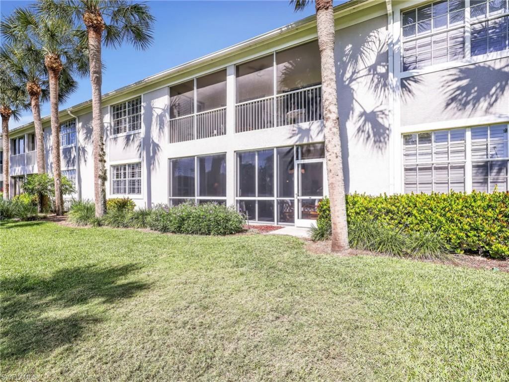 2130 Aberdeen Ln, Unit 9-102, Naples, FL 34109 Photo