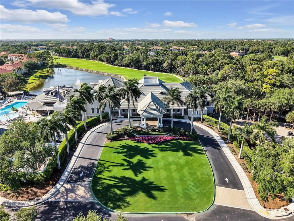 2130 Aberdeen Ln, Unit 9-102, Naples, FL 34109 Photo