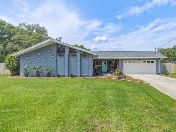 229 NW Theresa Court, Fort Walton Beach, FL 32548
