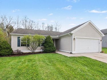 4394 Harrier Lane, Burton, MI 48519