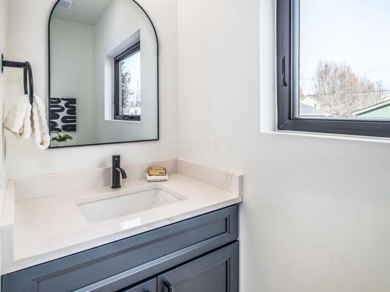 1710 Oak Street, Columbus, OH 43205 Photo 23