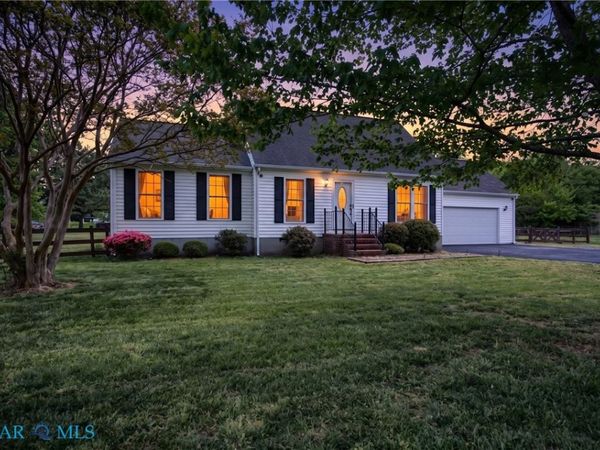 6727 Harvest Circle , Gloucester, VA 23061