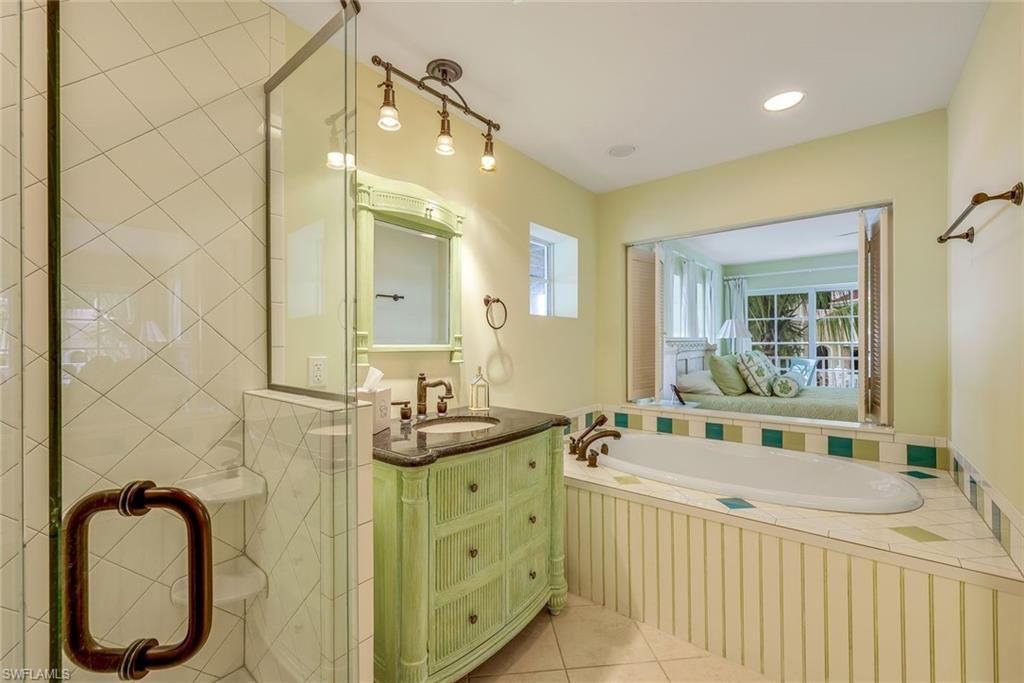 5898 Shell Cove Dr , Cape Coral, FL 33914 Photo