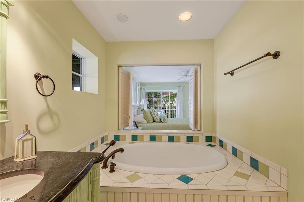 5898 Shell Cove Dr , Cape Coral, FL 33914 Photo