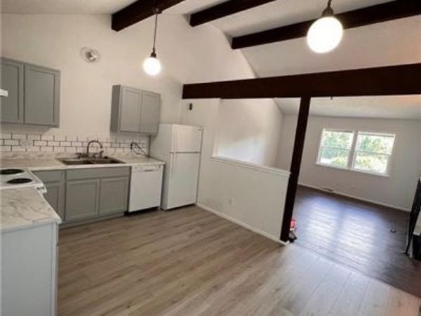 10514 E 41st Terrace, Kansas City, MO 64133