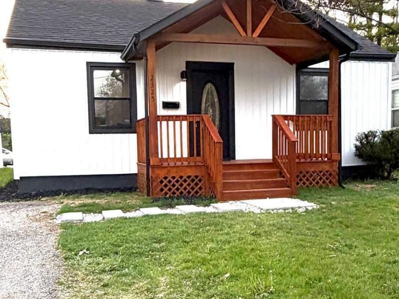 2325 Howey Road, Columbus, OH 43211 Photo 2