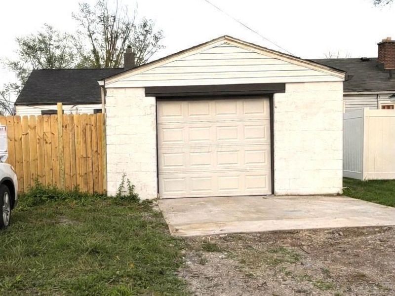 2325 Howey Road, Columbus, OH 43211 Photo 25