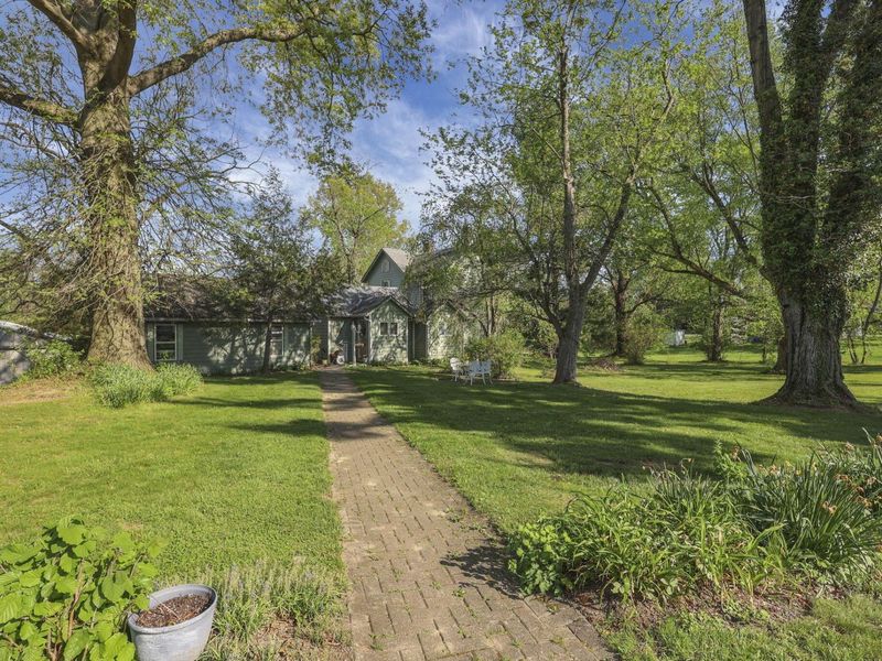 7244 Waterloo Road NW, Canal Winchester, OH 43110 Photo 2