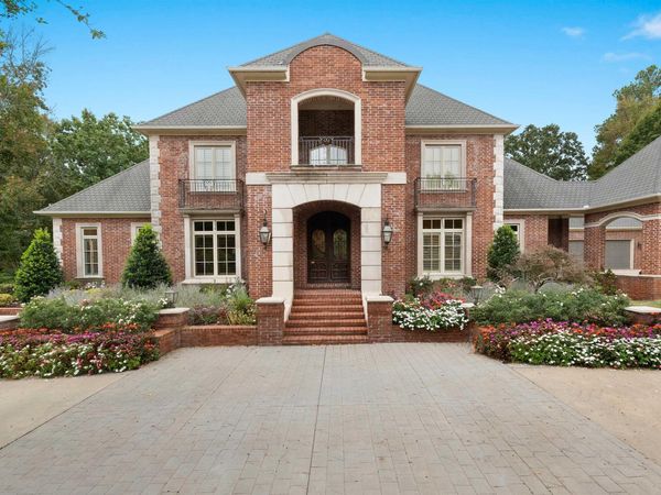 67 Sologne Circle , Little Rock, AR 72223