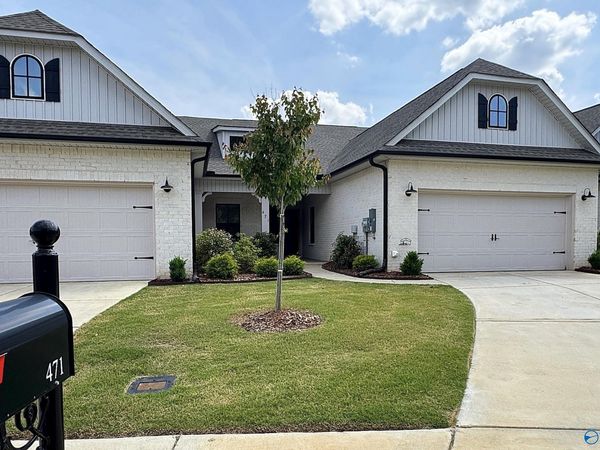 471 Raleigh Elm Drive SW, Huntsville, AL 35824