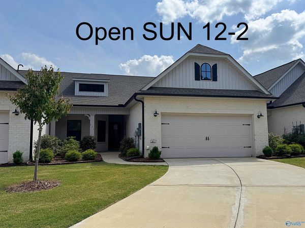 471 Raleigh Elm Drive SW, Huntsville, AL 35824