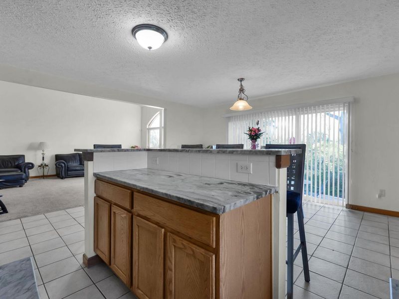8142 Bellow Park Drive , Reynoldsburg, OH 43068 Photo 12