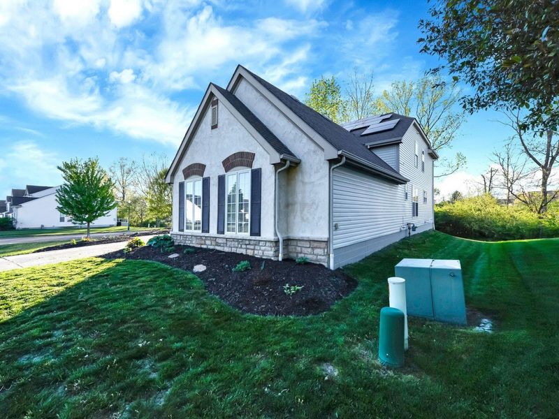 8142 Bellow Park Drive , Reynoldsburg, OH 43068 Photo 3