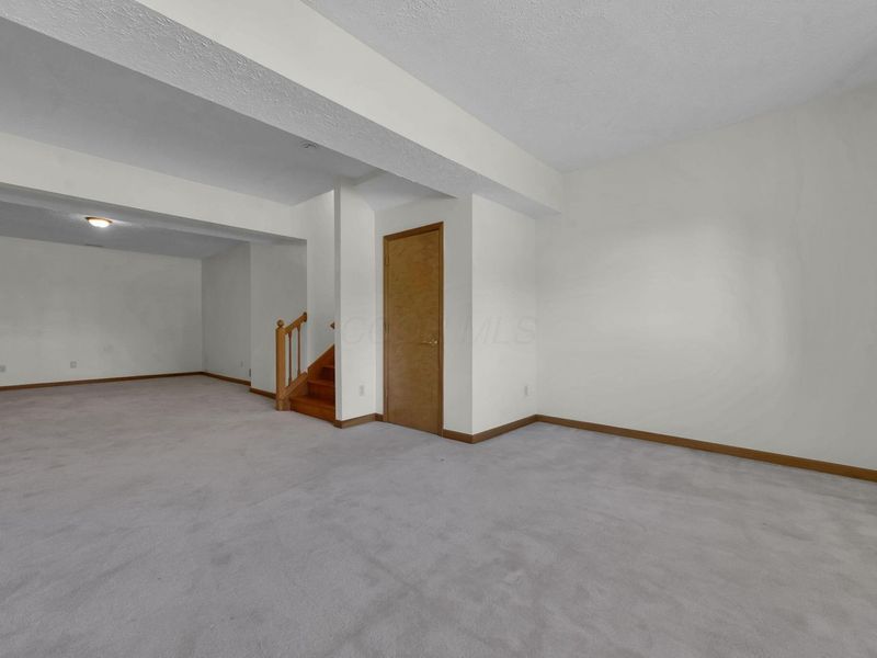 8142 Bellow Park Drive , Reynoldsburg, OH 43068 Photo 38