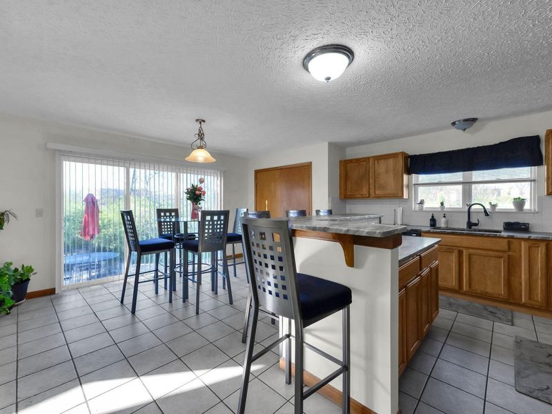 8142 Bellow Park Drive , Reynoldsburg, OH 43068 Photo 9