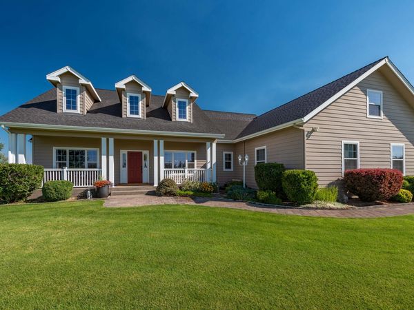 333 NE Knickerbocker Avenue, Redmond, OR 97756