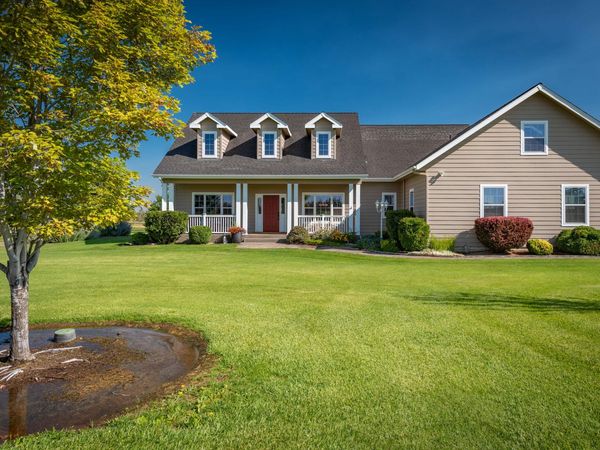 333 NE Knickerbocker Avenue, Redmond, OR 97756