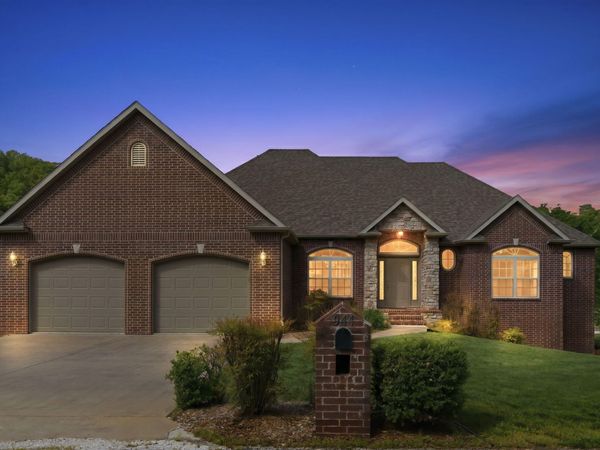 94 Ashwood Lane , Branson West, MO 65737