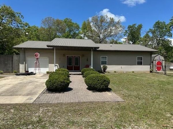 6925 State Route 17 , West Plains, MO 65775