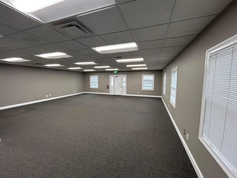 68 N High Street, Unit Bldg E #10, New Albany, OH 43054 Photo 5