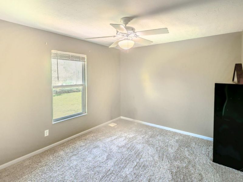 419 Thomas Pointe Court, Monroe, OH 45050 Photo 14