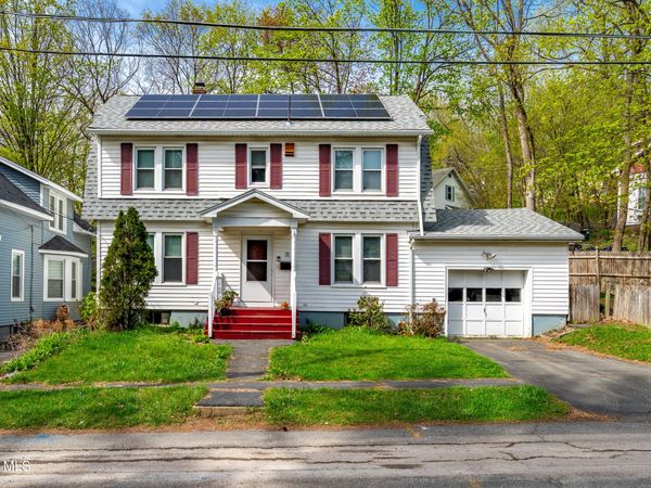 11 Putnam Street, Troy, NY 12180