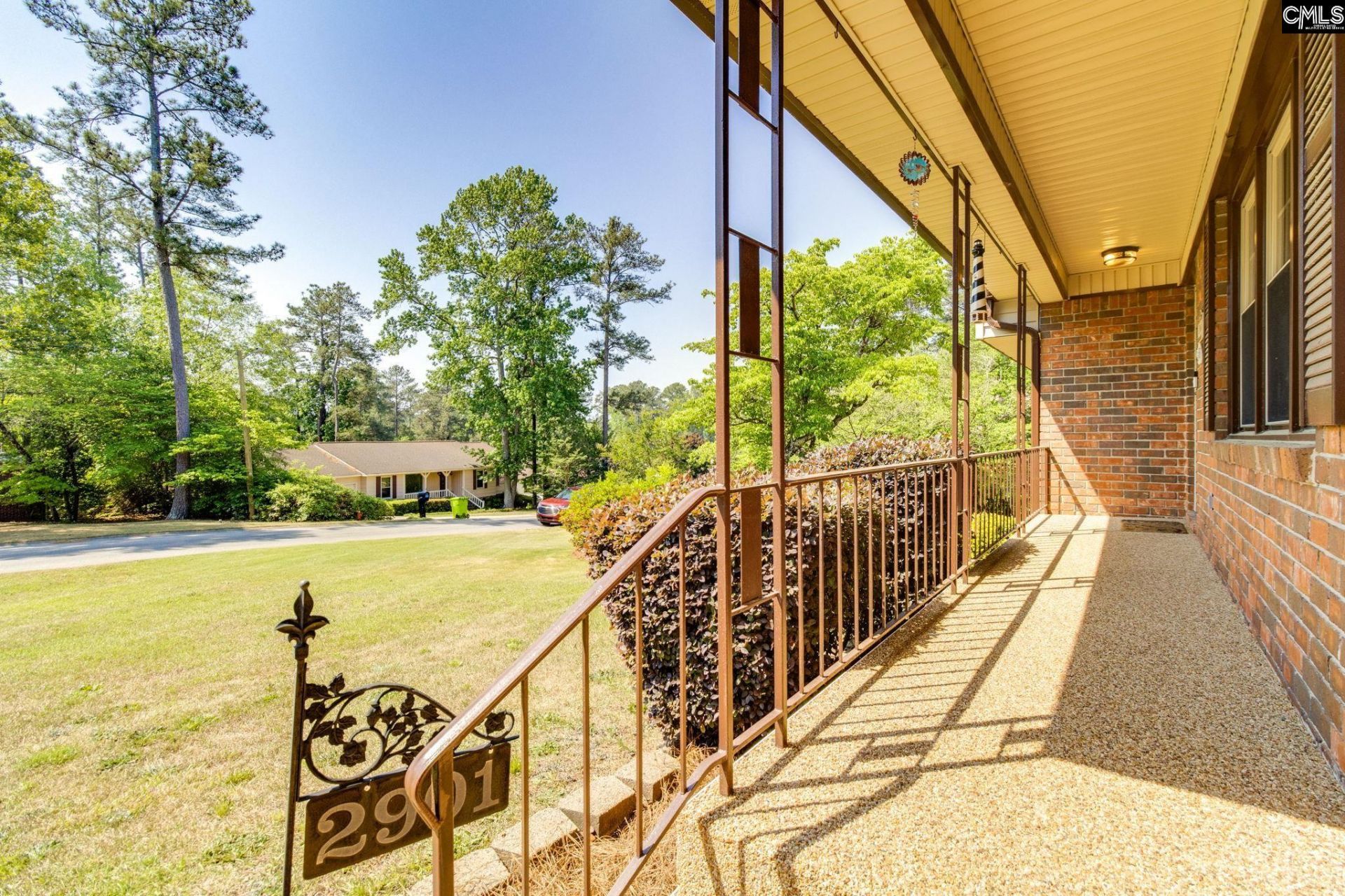 2901 Hickory Nut Lane  Photo 4