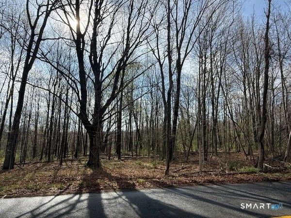 350 Deercliff, Avon, CT 06001