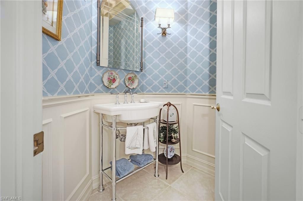 710 Shadow Lake Ln, Naples, FL 34108 Photo