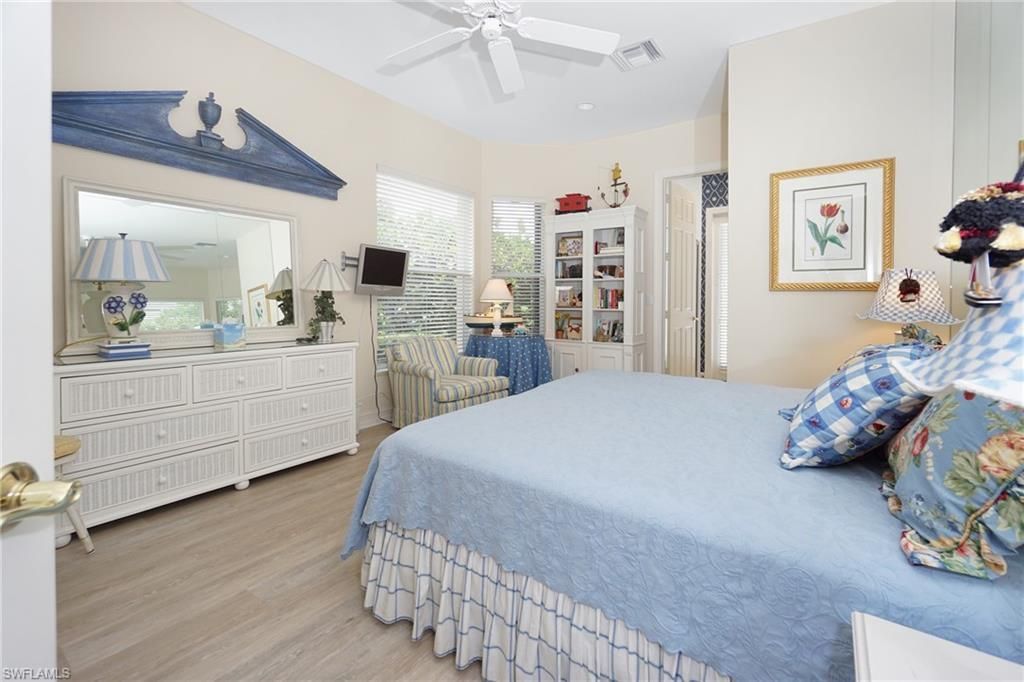 710 Shadow Lake Ln, Naples, FL 34108 Photo