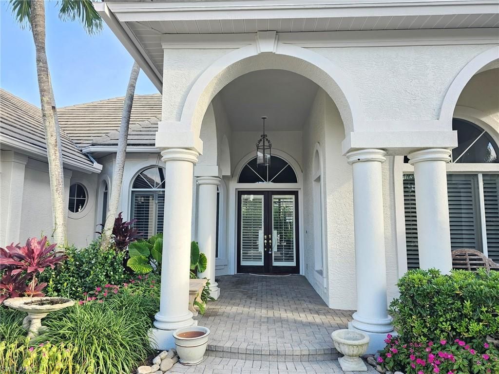 710 Shadow Lake Ln, Naples, FL 34108 Photo
