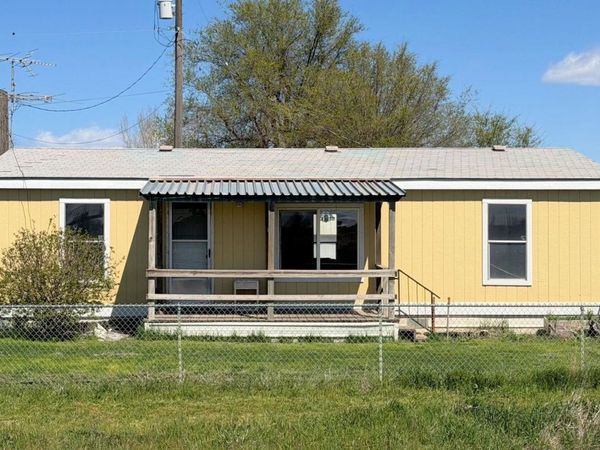 1210 2nd St, Davenport, WA 99122