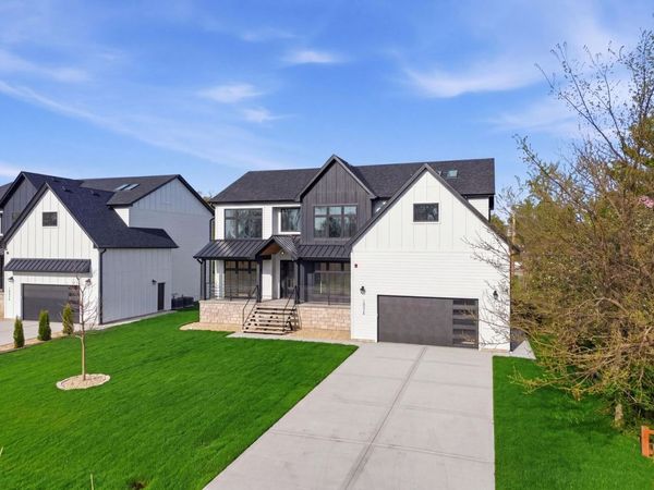 10226 S 81st Avenue , Palos Hills, IL 60465