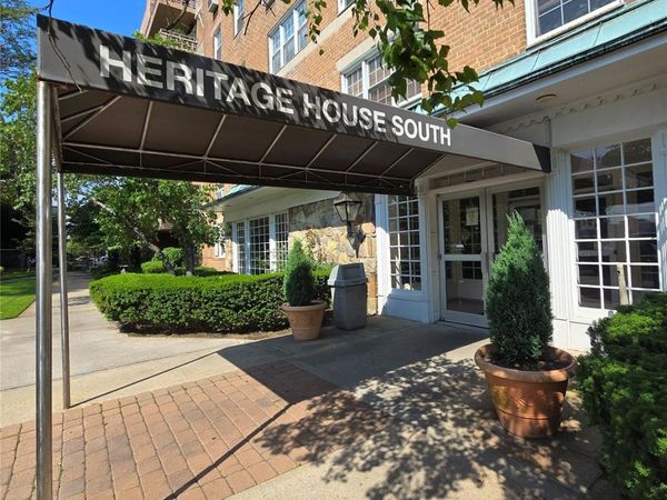 151-35 84th Street , Unit 2M, Howard Beach, NY 11414