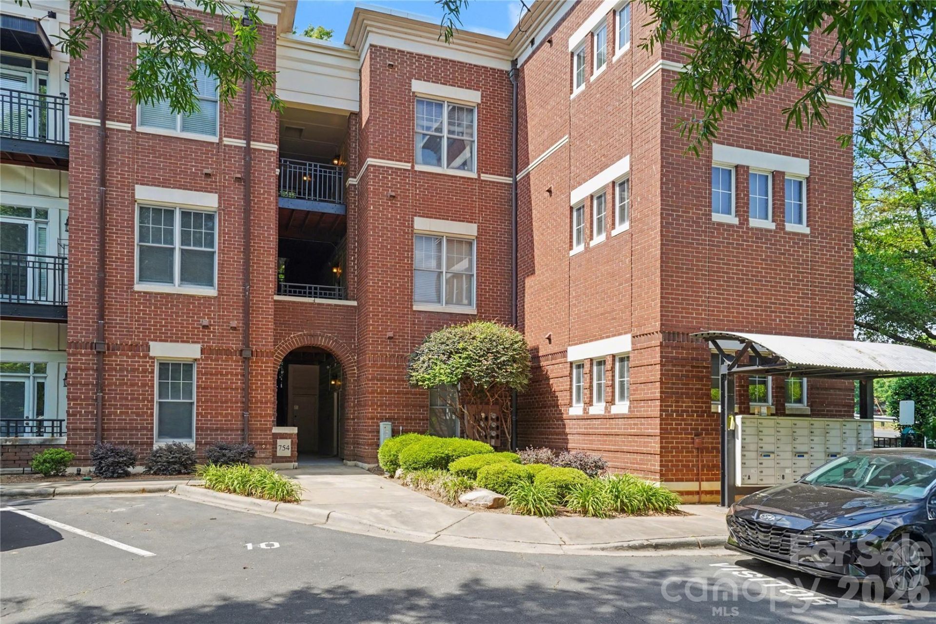 780 N Davidson Street, Unit 1208, Charlotte, NC 28202 Main Photo