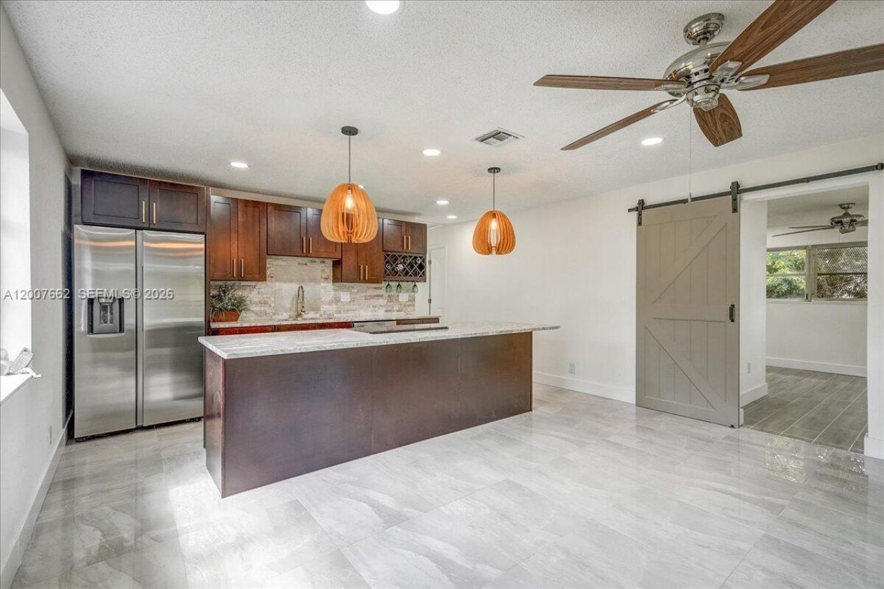 1480 W 36th St, Riviera Beach, FL 33404 Photo