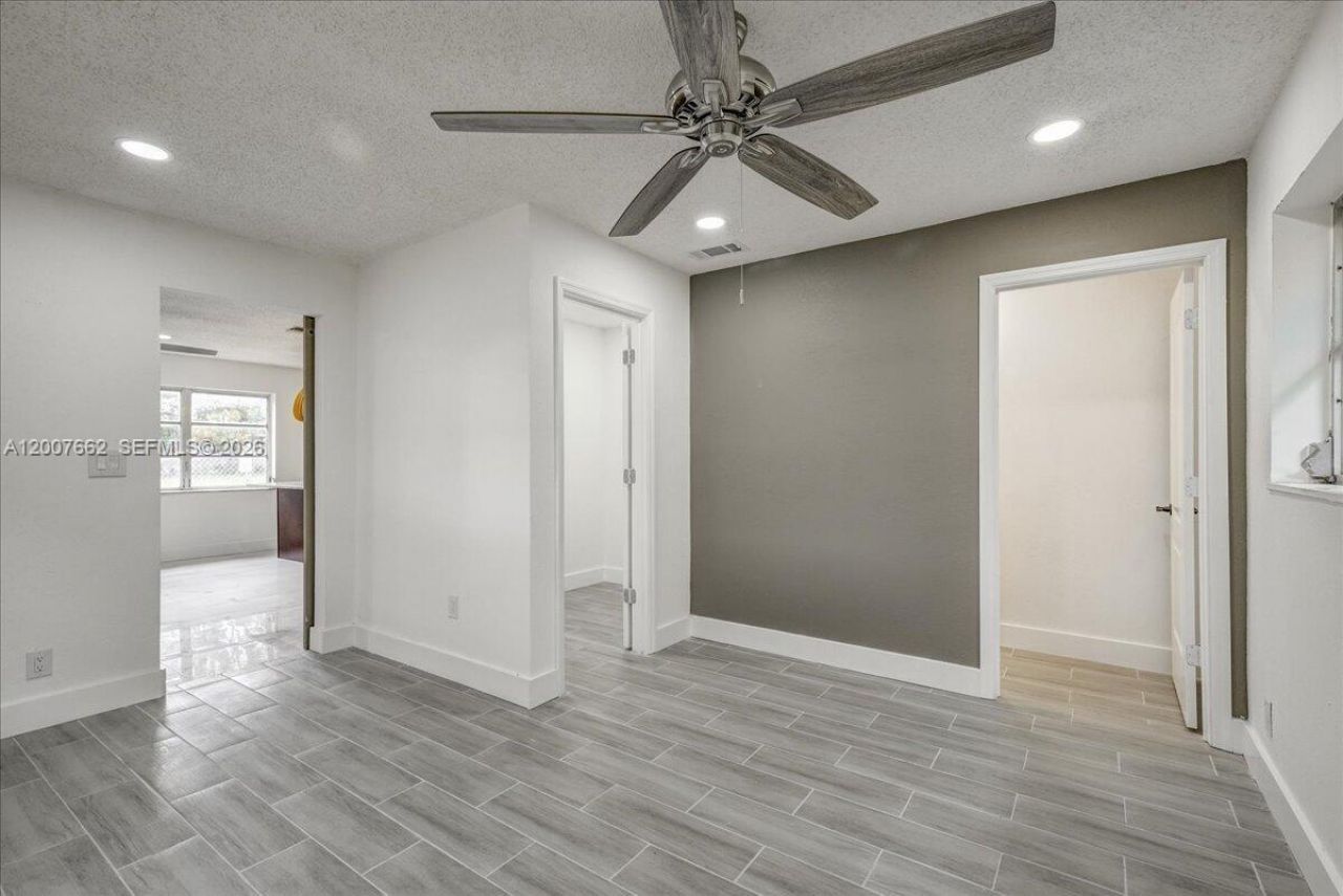 1480 W 36th St, Riviera Beach, FL 33404 Photo