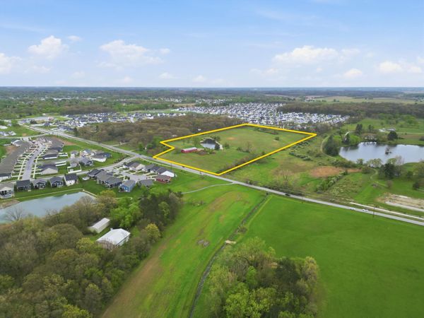 7311 E 117th Avenue , Crown Point, IN 46307