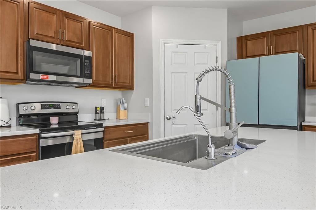 2544 NW 20th Pl, Cape Coral, FL 33993 Photo