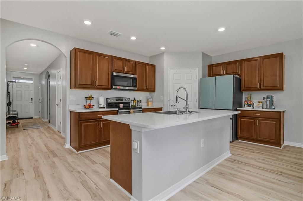 2544 NW 20th Pl, Cape Coral, FL 33993 Photo
