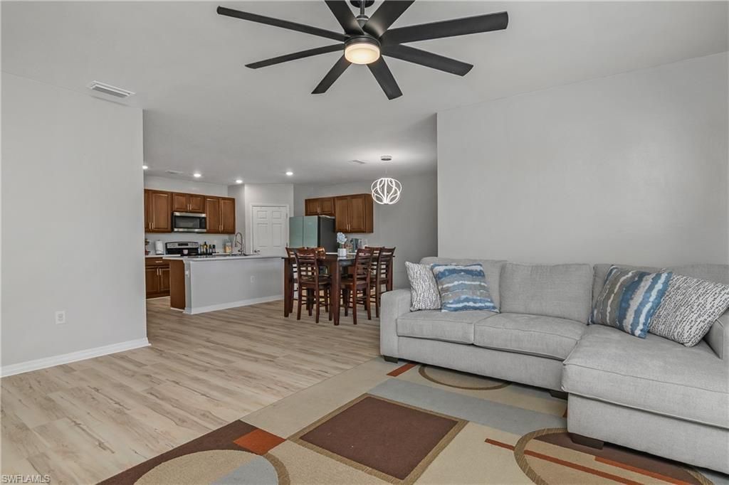 2544 NW 20th Pl, Cape Coral, FL 33993 Photo