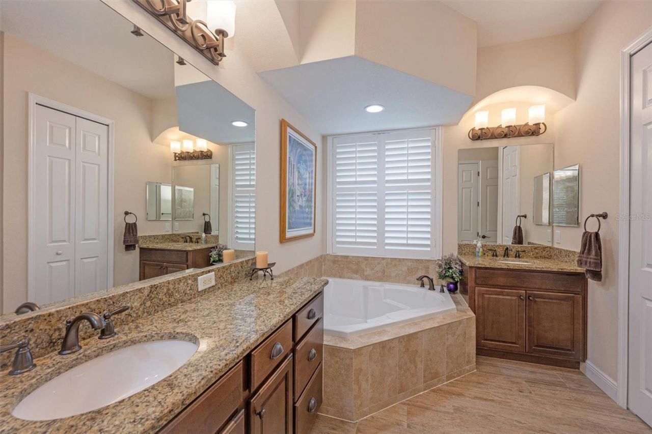 1051 145th Street Circle Ne, Bradenton, FL 34212 Photo