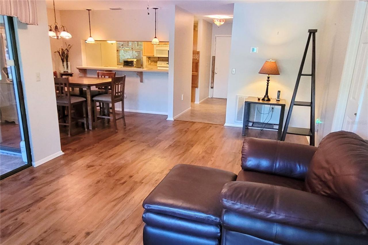 5071 Barrington Circle, Unit 1602, Sarasota, FL 34234 Photo