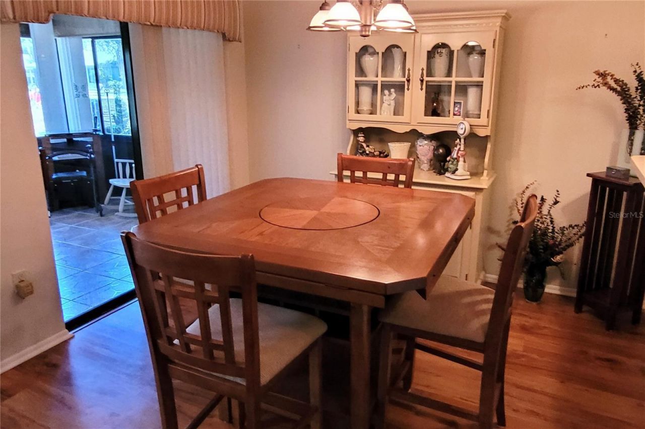 5071 Barrington Circle, Unit 1602, Sarasota, FL 34234 Photo
