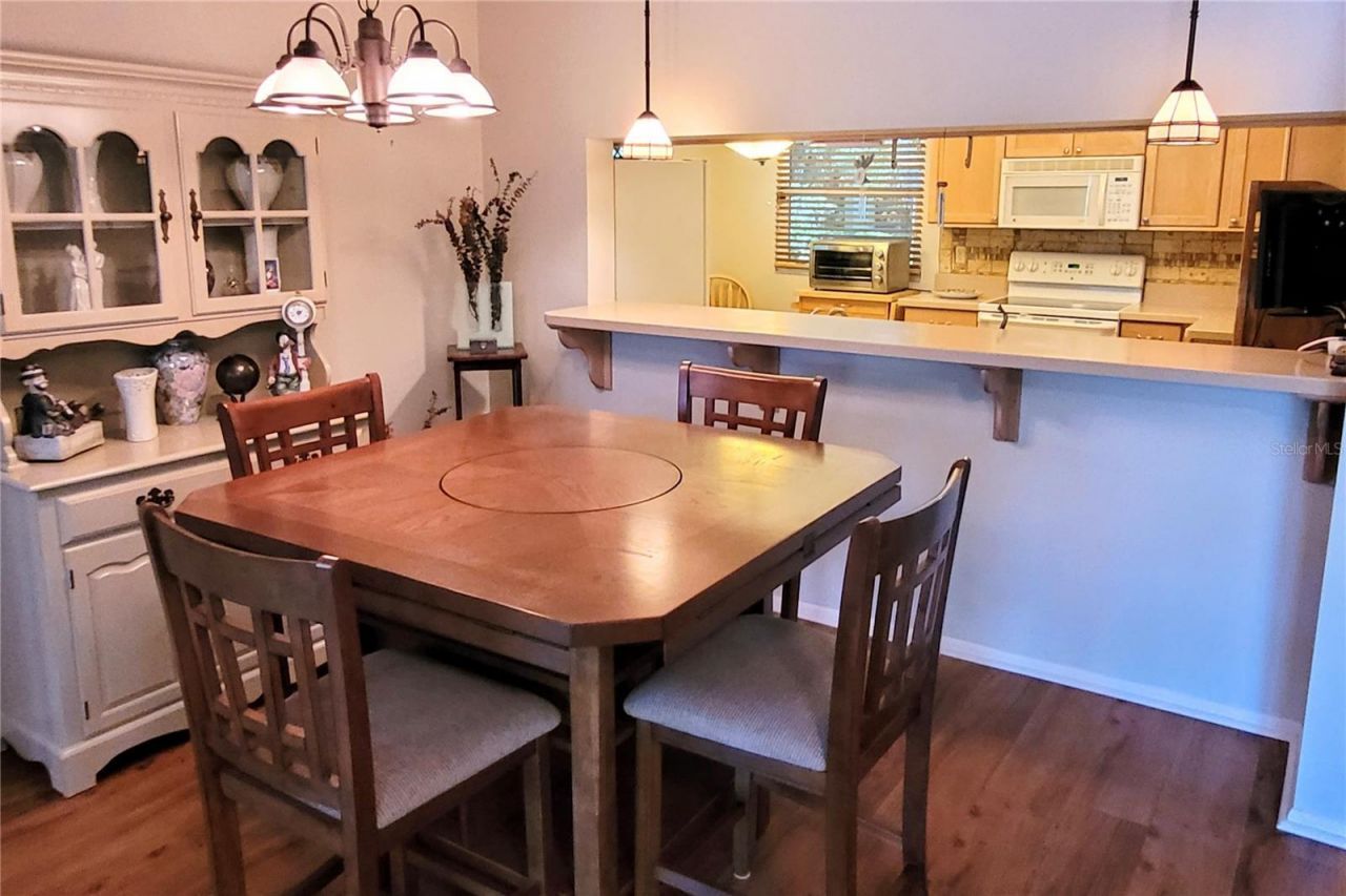 5071 Barrington Circle, Unit 1602, Sarasota, FL 34234 Photo