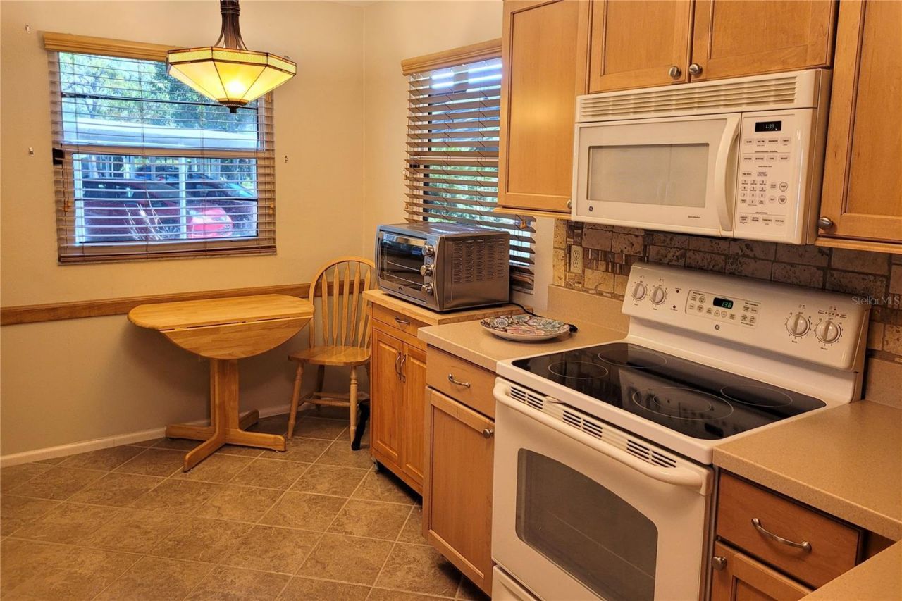 5071 Barrington Circle, Unit 1602, Sarasota, FL 34234 Photo